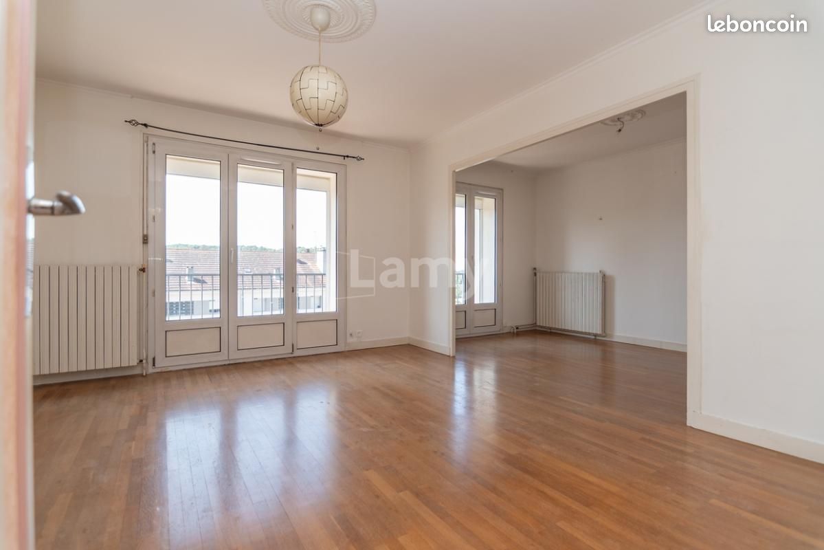 Appartement 3 pièces 80 m² · à Lons-le-Saunier · 80 m² · 130 000 €