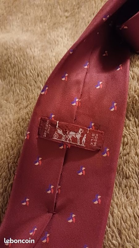 Cravate En Soie Hermès Paris - Marron Et Vert - Occasion - Accessoire élégant Pour Homme