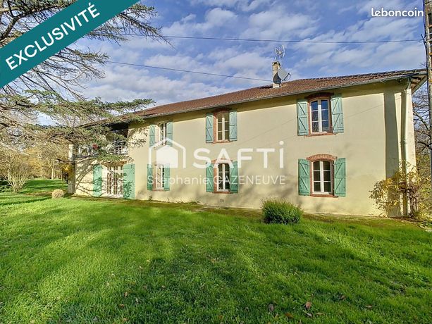 Maison 10 pièces 345 m²