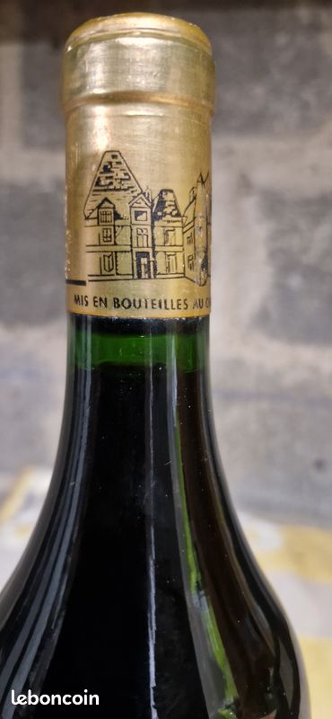 Bouteille vin rouge Bordeaux Chateau HAUT-BRION 1988 (image 15)