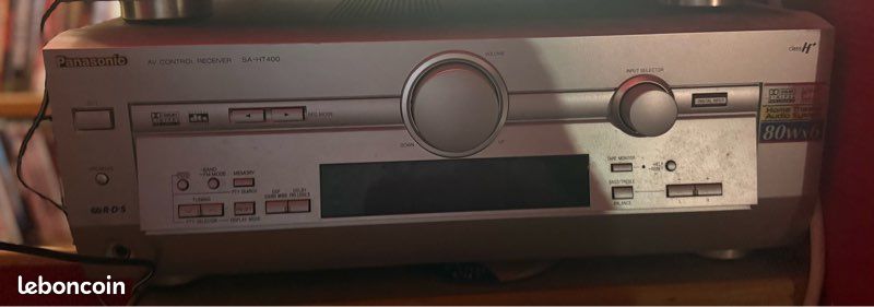 Un ampli home cinéma haute définition de Panasonic Un ampli home cinéma haute définition de Panasonic
