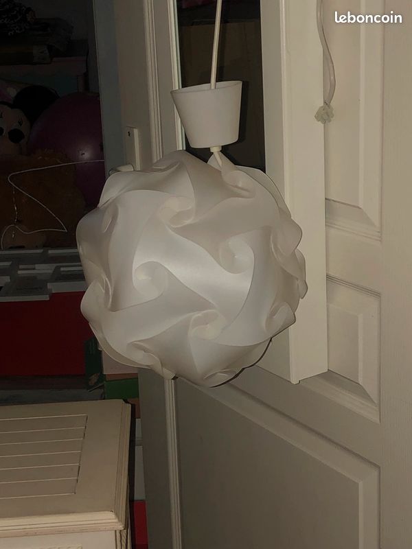 Lustre blanc (image 3)