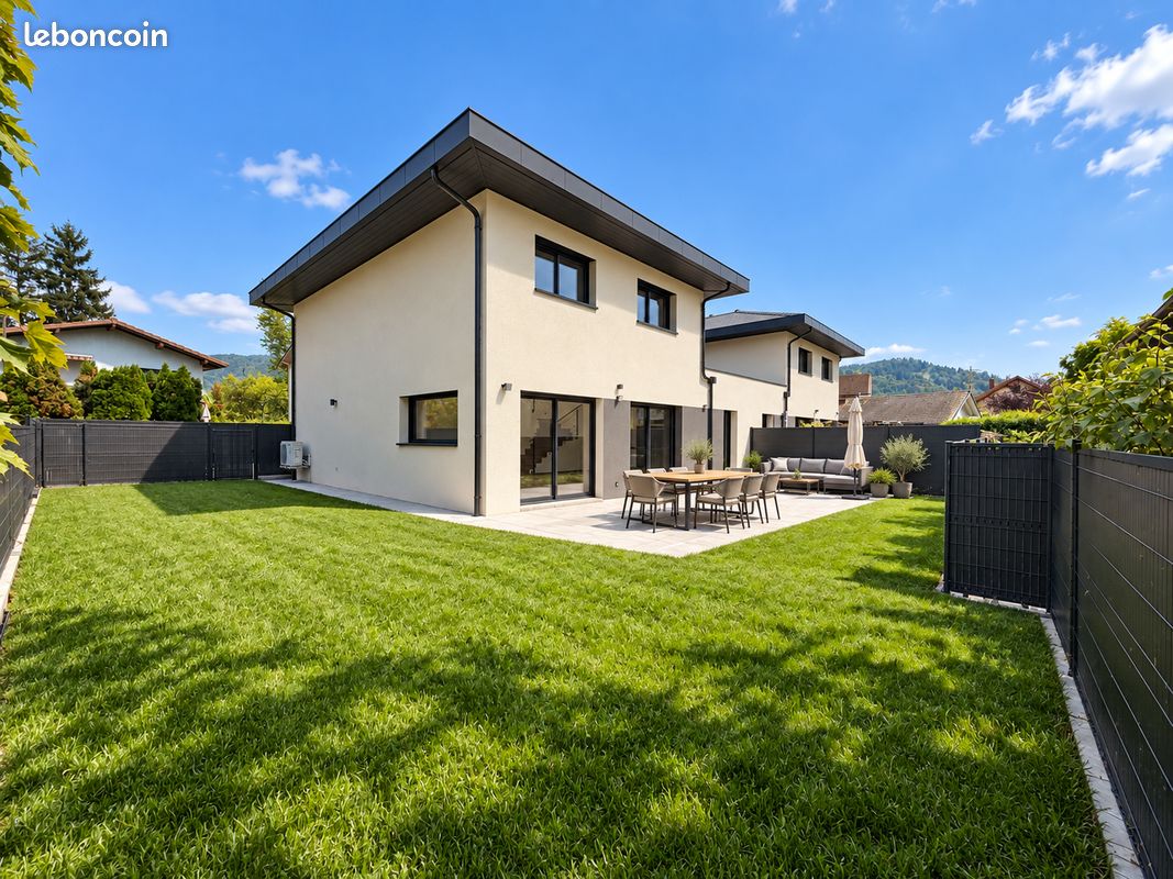 Maison 5 pièces 127 m² · à Cluses · 127 m² · 460 000 €
