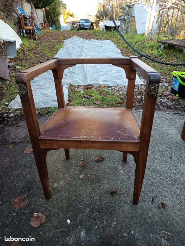 Fauteuil de bureau ancien en bois et cuir 1940 (image 3)