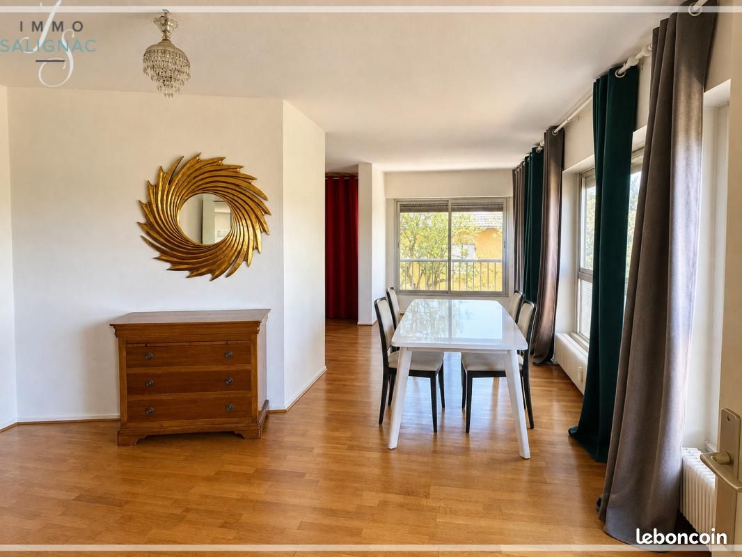 Appartement 4 pièces 86 m² · à Bourg-en-Bresse · 86 m² · 115 000 €