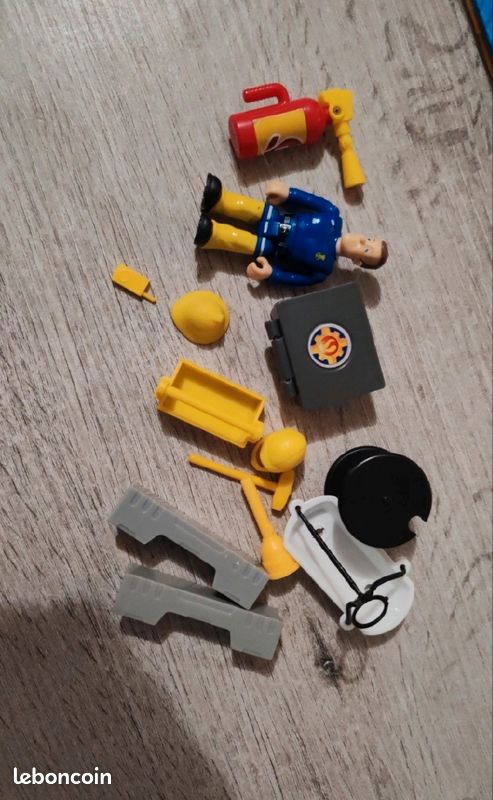 Livre Sam le pompier et accessoires (image 4)