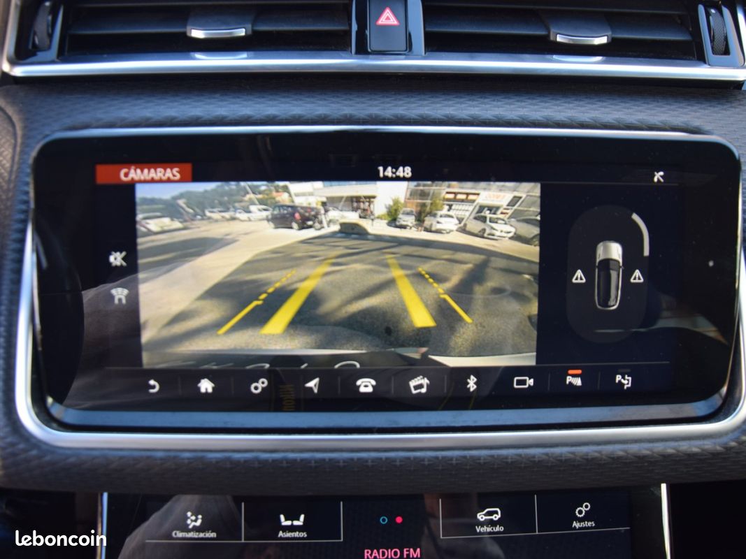 LAND ROVER RANGE ROVER VELAR P250 R-Dynamic SE - Entretien full LAND ROVER - toit ouvrant - sieges elec chauffants à mémoire - (image 39)