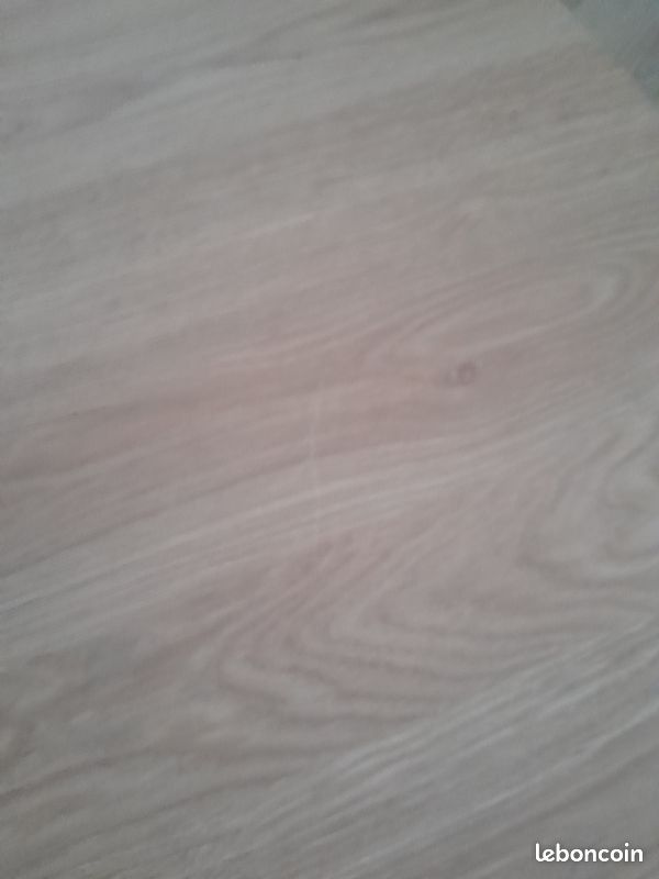 A vendre table ronde MARIEDAMM ikea bois et blanc (image 5)