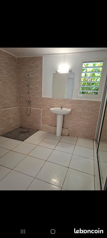 Appartement 3 pièces 80 m² · à Trois-Rivières · 80 m² · 750 €
