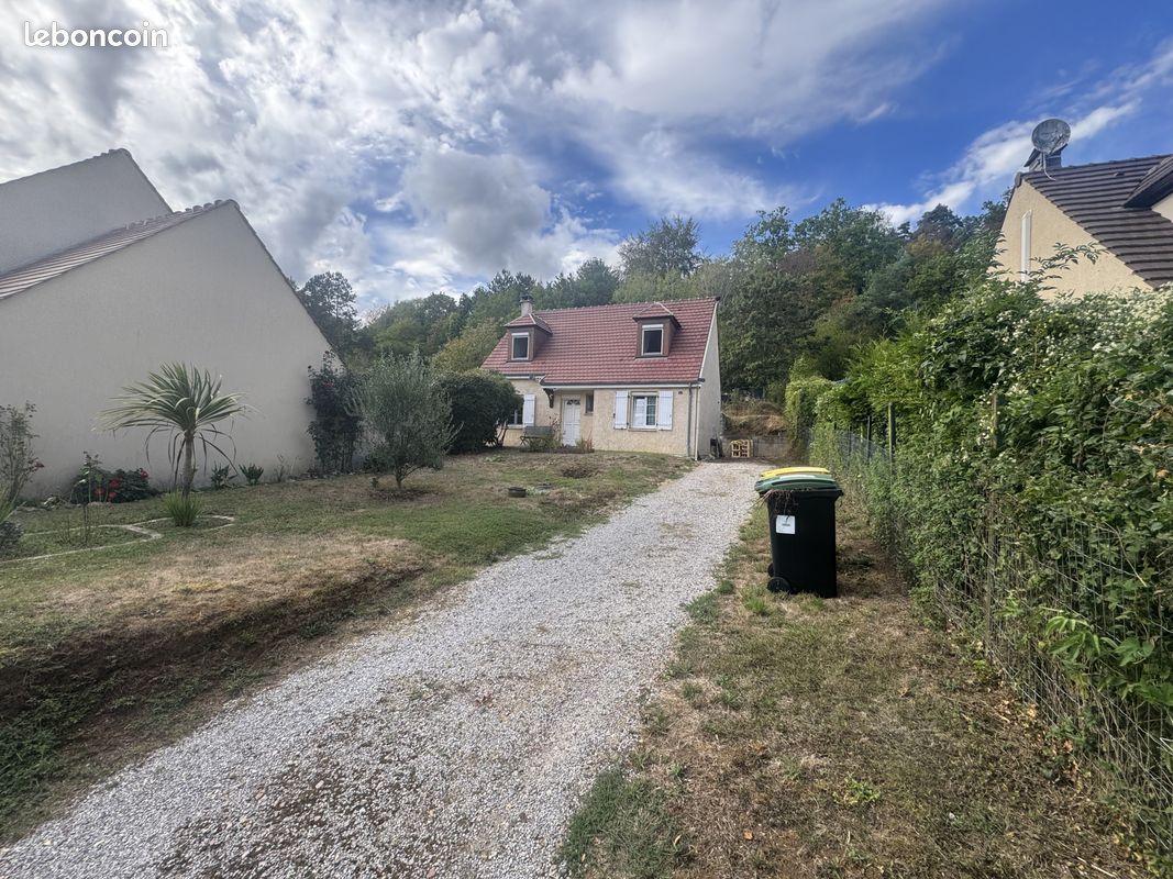 Maison 5 pièces 90 m² · à Roberval · 90 m² · 241 500 €