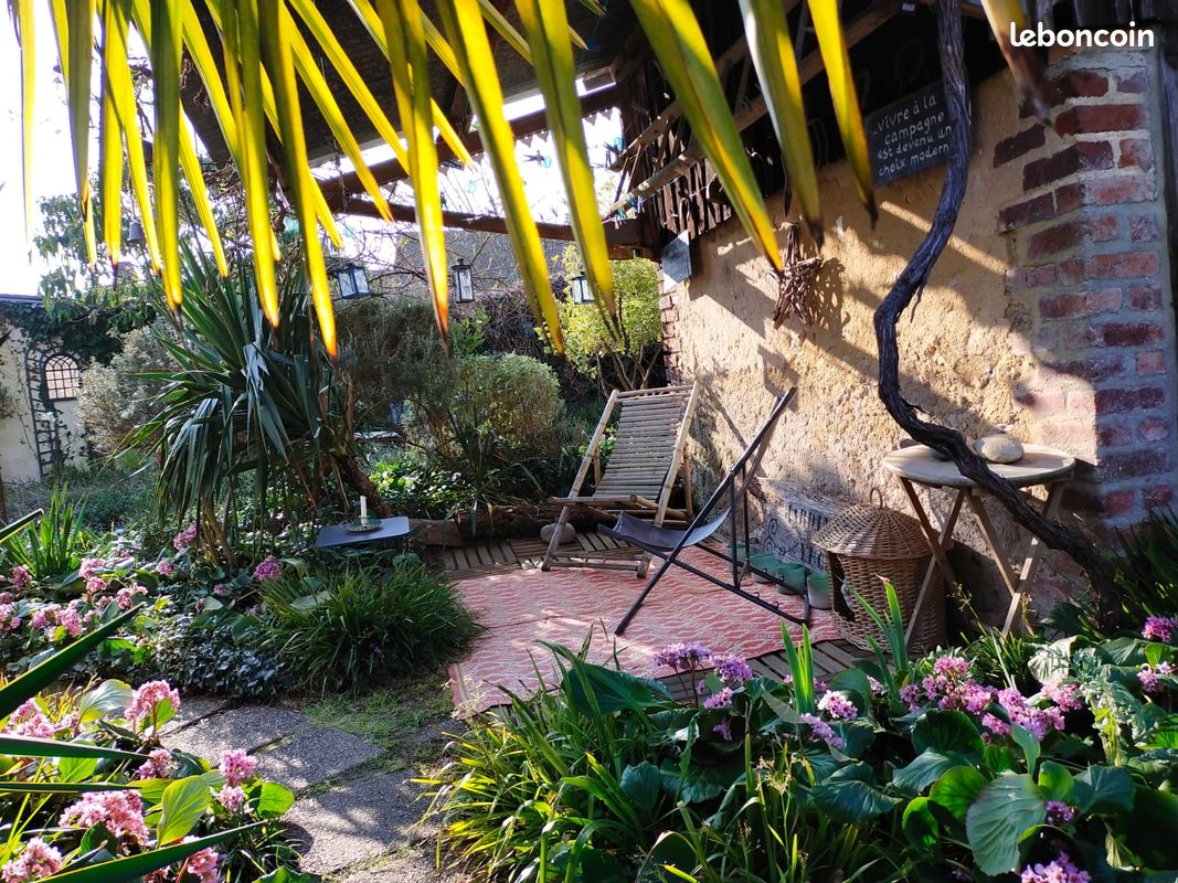 Jardin Yuccas Cottage - Gite en vallée touristique du Loir - Sud Sarthe (image 1)