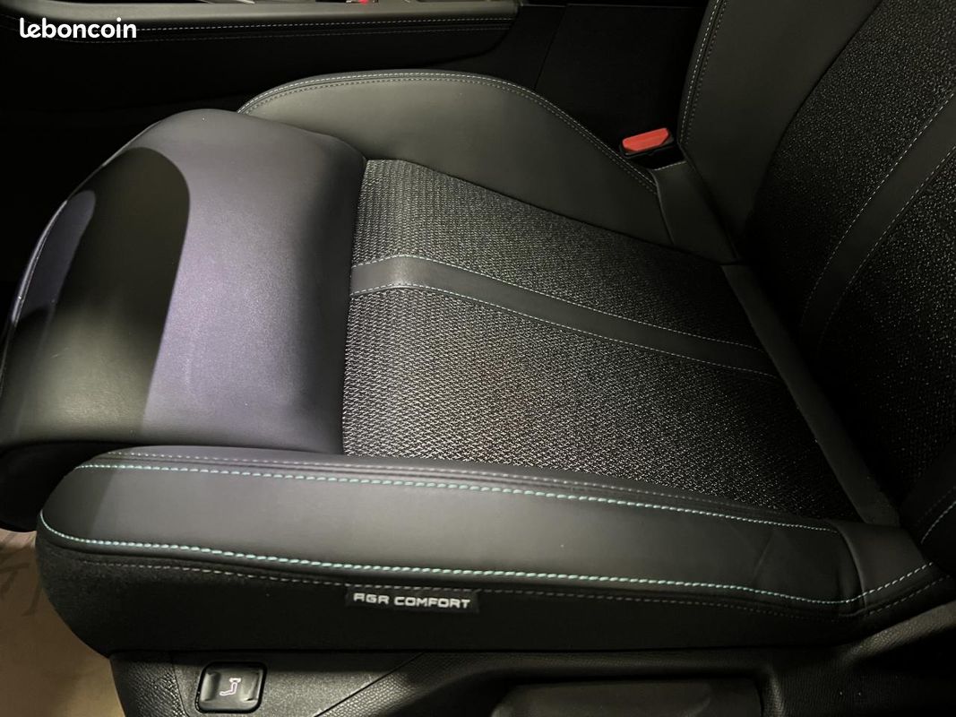 PEUGEOT 308 1.2i PureTech 12V S&S - 130 III 2021 BERLINE Allure PHASE 1 (image 18)