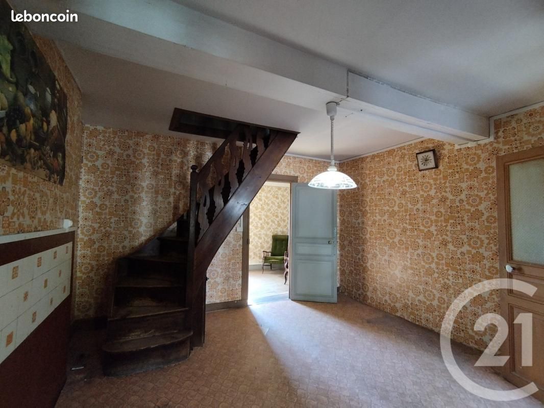 Maison 4 pièces 76 m² · à Gannat · 76 m² · 65 000 €