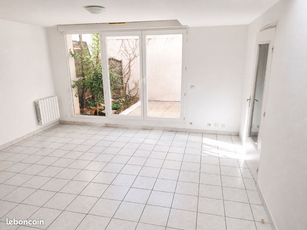 Appartement 2 pièces 44 m² · à Grenoble · 44 m² · 135 000 €