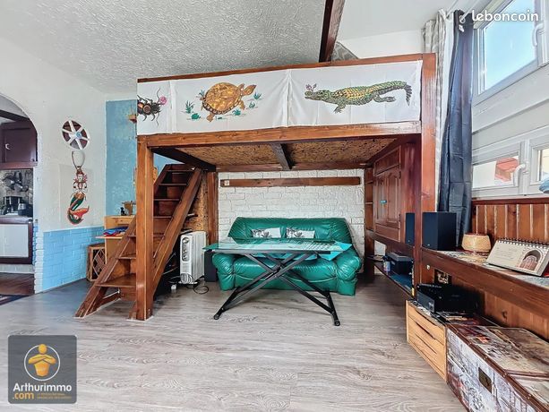 Studio 1 pièce 24 m²