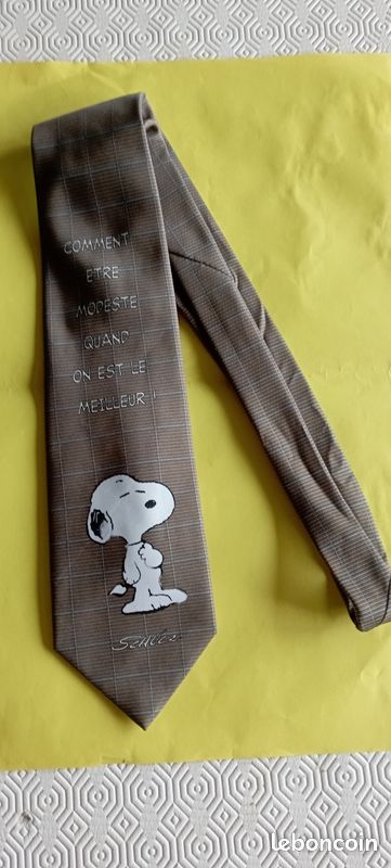 Cravate en soie vintage de Noël Charlie Brown Peanuts Cravate