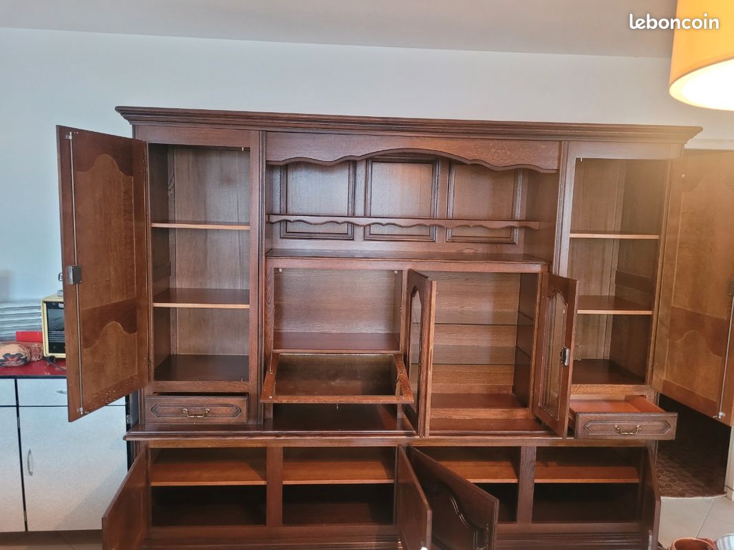 Buffet vaisselier en bois massif – style traditionnel, excellent état (image 2)