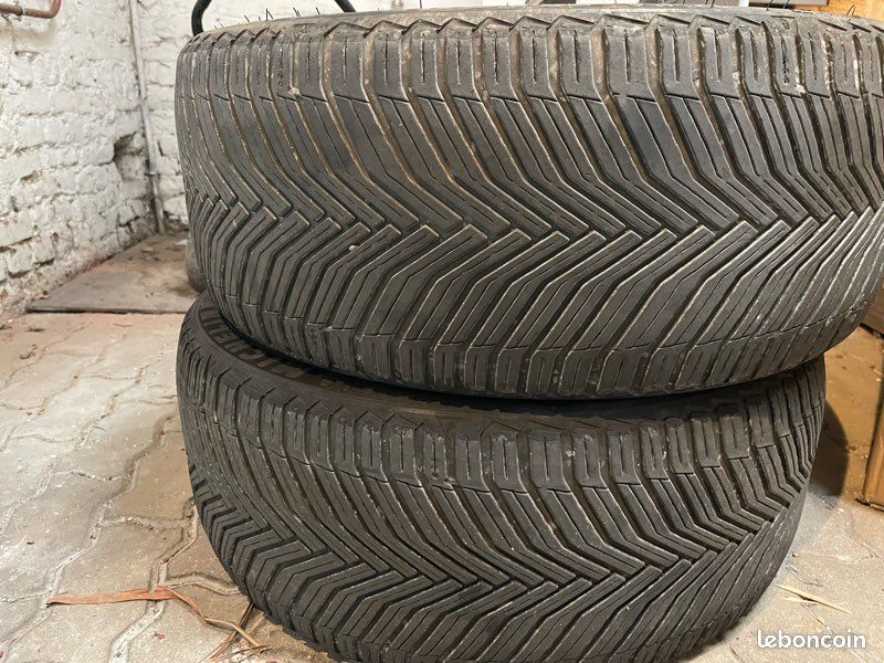 Michelin CrossClimate 4 saisons en bon état. 255/40 R21 102W XL 120 (image 2)