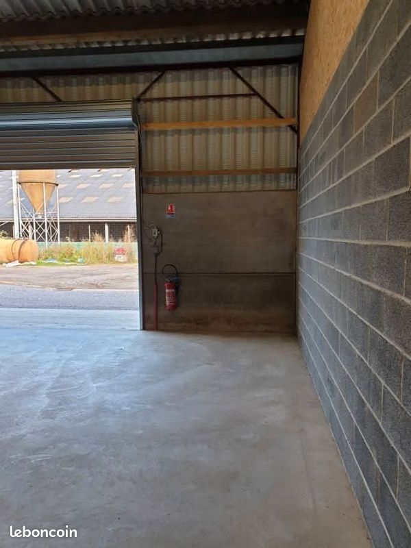 Entrepôt 100 m2 (image 3)