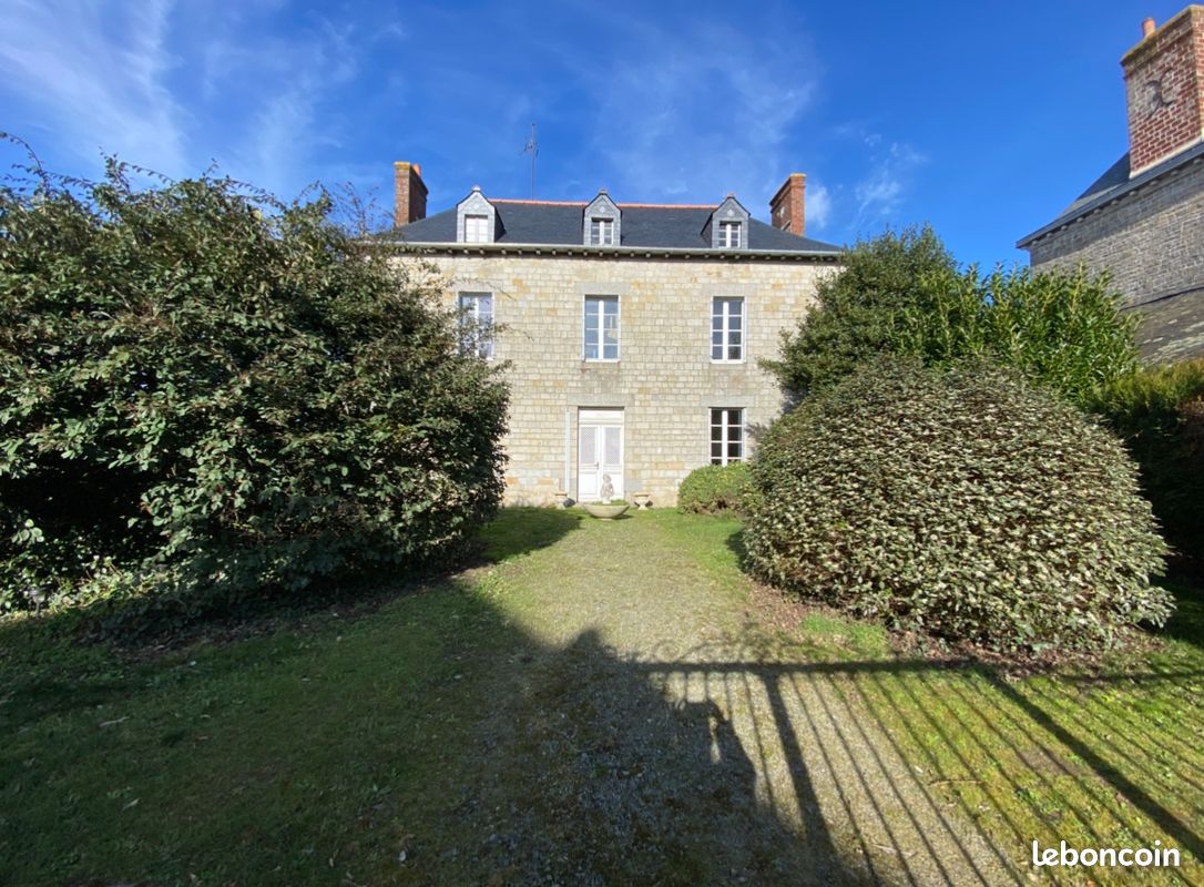 Maison 5 pièces 155 m² · à Coësmes · 155 m² · 230 000 €