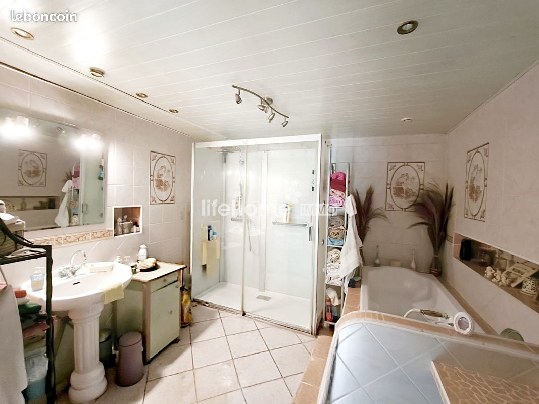 Maison 5 pièces 285 m² (image 8)
