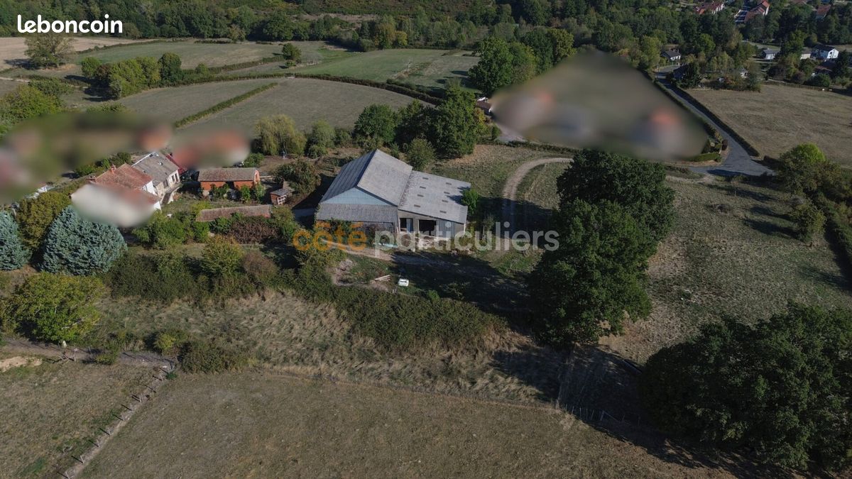 Maison 4 pièces 70 m² · à Youx · 70 m² · 35 000 €