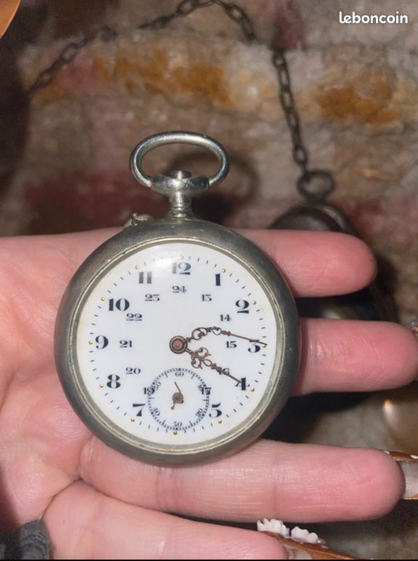 Ancienne Montre Gousset En Argent - Dans Son état, Ne Fonctionne Pas - Collection