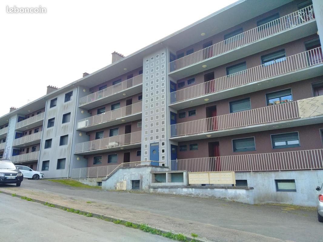 Appartement 3 pièces 52 m² · à Uzerche · 52 m² · 437 €/mois