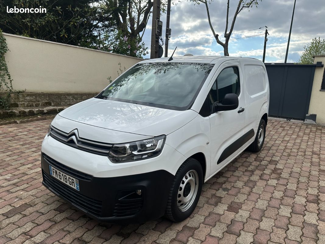 CITROEN BERLINGO Van M 1000kg 1.6 BlueHDi 100 ch 3 places (image 1)