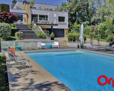 Maison 1 270 000 € - 260 m²