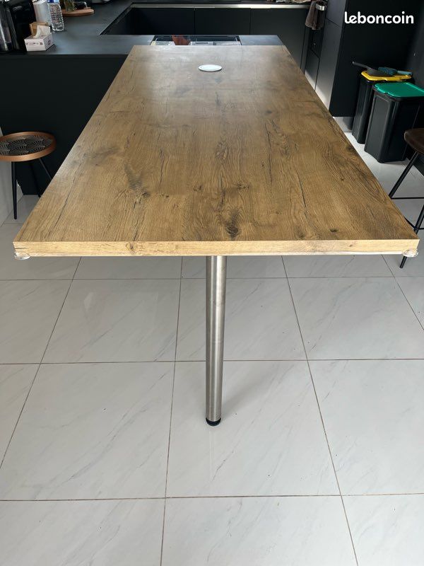 Table de bar avec pied unique (image 4)