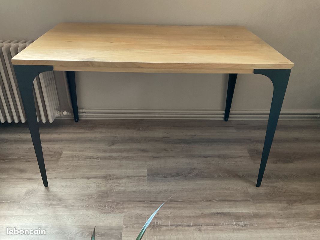Table à manger Maison du Monde en manguier et métal long 125cm (image 1)