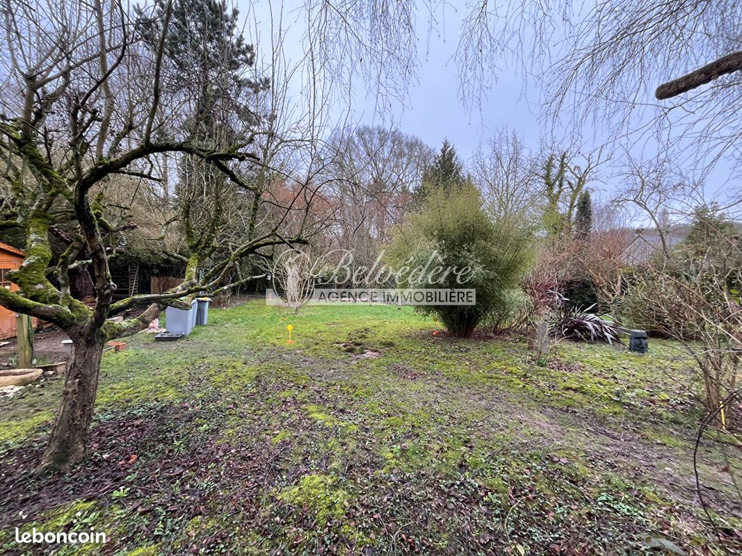 Terrain 832 m² · à Montlignon · 832 m² · 299 000 €