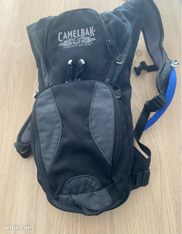 CamelBak Hydrobak Light Sac à Dos d'hydratation pour vélo Violet Colombe 1,4 l CamelBak Hydrobak Light Sac à Dos d'hydratation pour vélo Violet Colombe 1,4 l