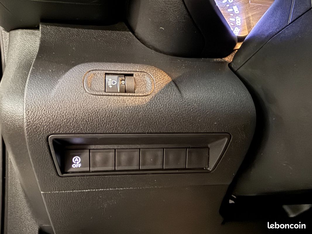 CITROEN BERLINGO Taille XL BlueHDi 130 SS BVM6 Feel (image 29)