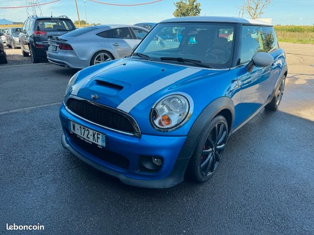 MINI Cooper S R56 1.6 L Turbo 163 CH Toit Panoramique (image 1)