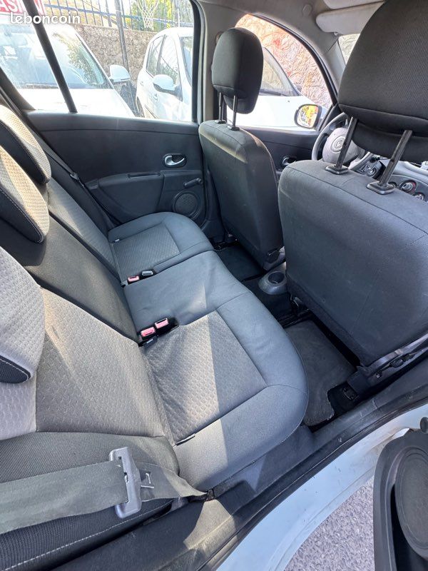 Renault clio 3 (image 4)