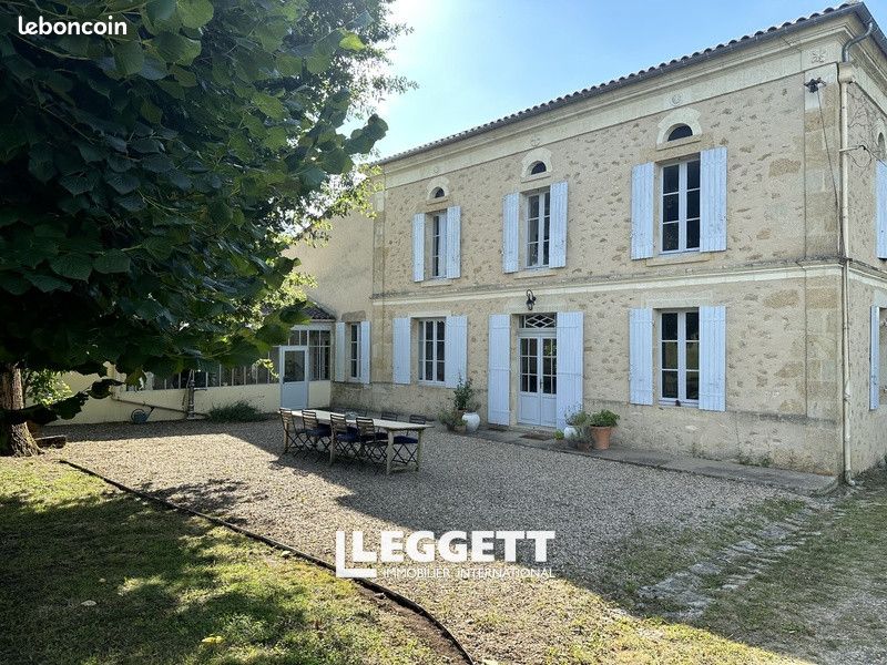 Maison 14 pièces 340 m² · à Gensac · 340 m² · 768 500 €