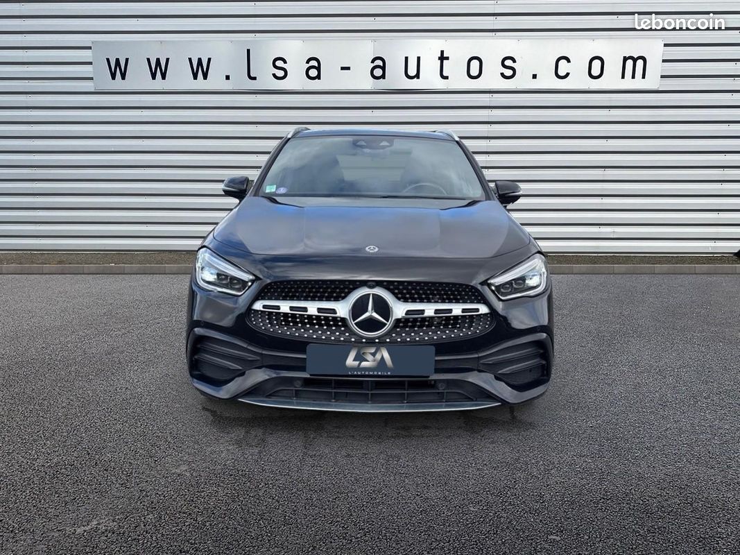 MERCEDES GLA 200 7G-DCT AMG Line (image 7)