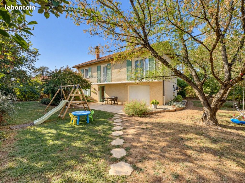 Maison 5 pièces 112 m² · à Blyes · 112 m² · 363 000 €