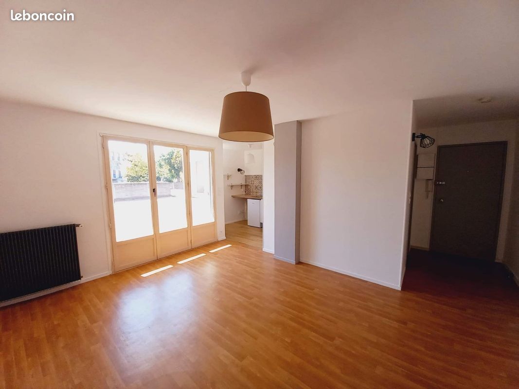 Appartement 1 pièce 27 m² · à Orléans · 27 m² · 580 €/mois