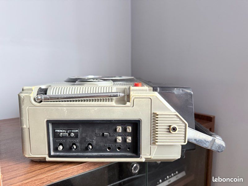 JVC 3080FC RADIO BOMBOX TV cassette