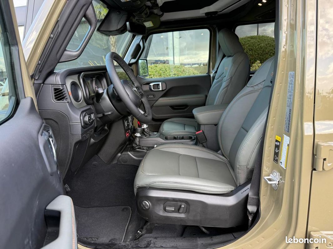 Jeep gladiator v6 3.6l mojave x (image 14)