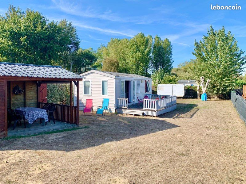 Terrain privé avec mobilhome · à Erdeven · 175 000 €
