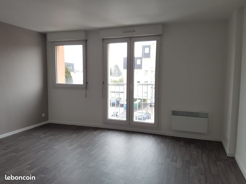 Studio 1 pièce 27 m² - Limoges 87000 (image principale 0)