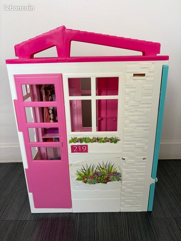 Maison transportable Barbie (image 5)