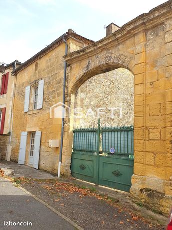 Maison 12 pièces 294 m²
