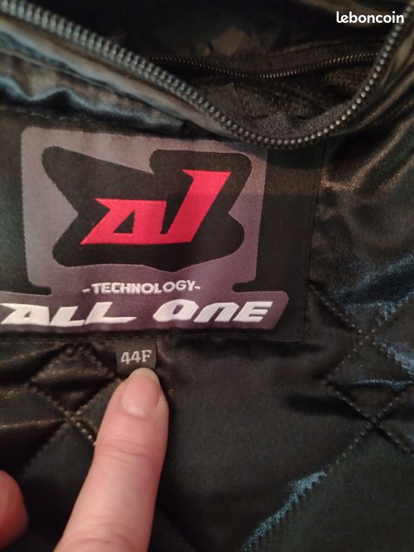 Blouson de moto très bon état (image 3)