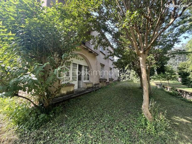Propriété 8 pièces 207 m²