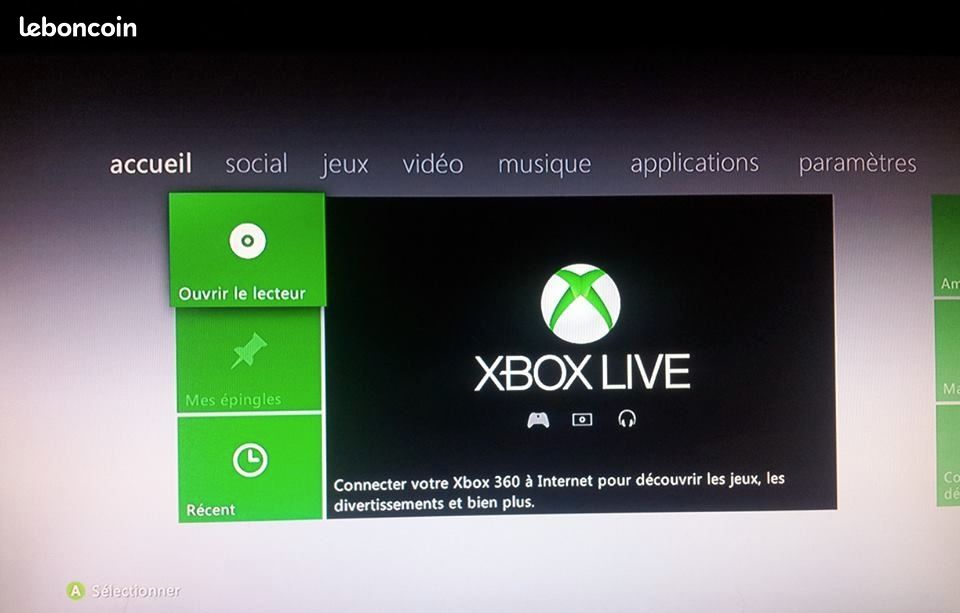 Console MICROSOFT Xbox 360 Slim Noir 4 Go + 1 manette + Kinect Adventures + Kinect d'occasion